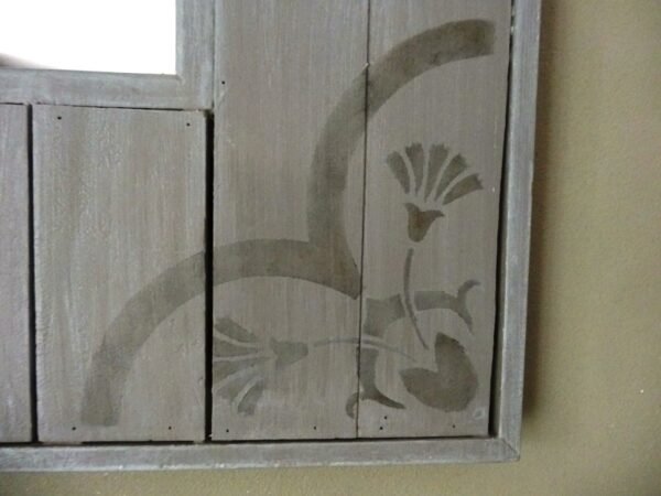 Miroir rectangle en bois – ton taupe – Image 2