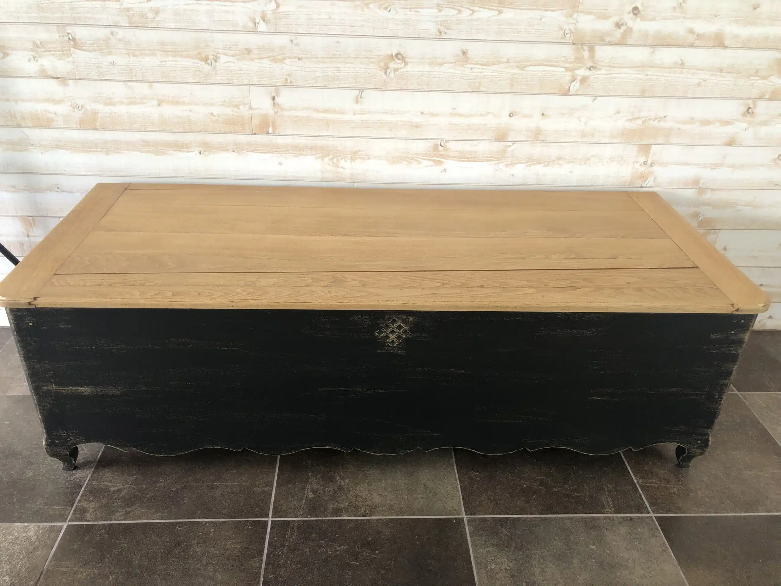 Maie ancienne en chêne relookée