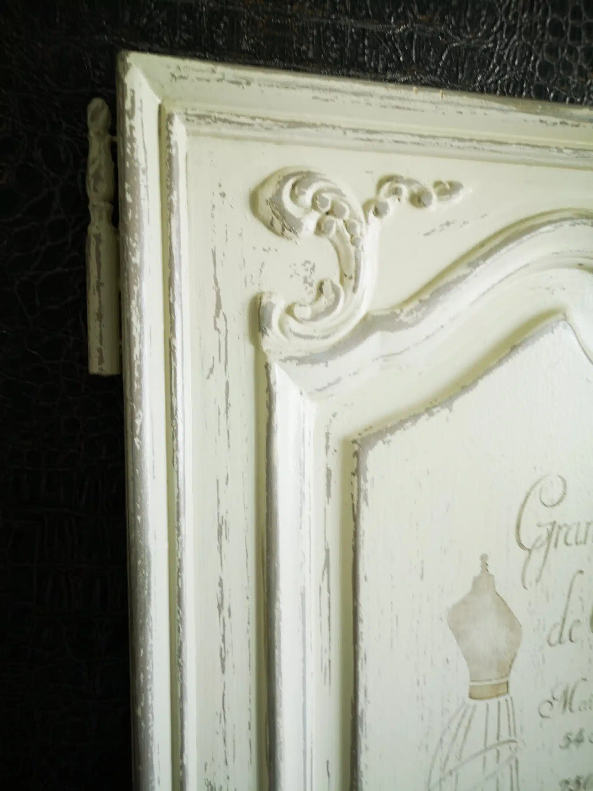 Porte Louis XV en merisier décorée “shabby” – Image 2