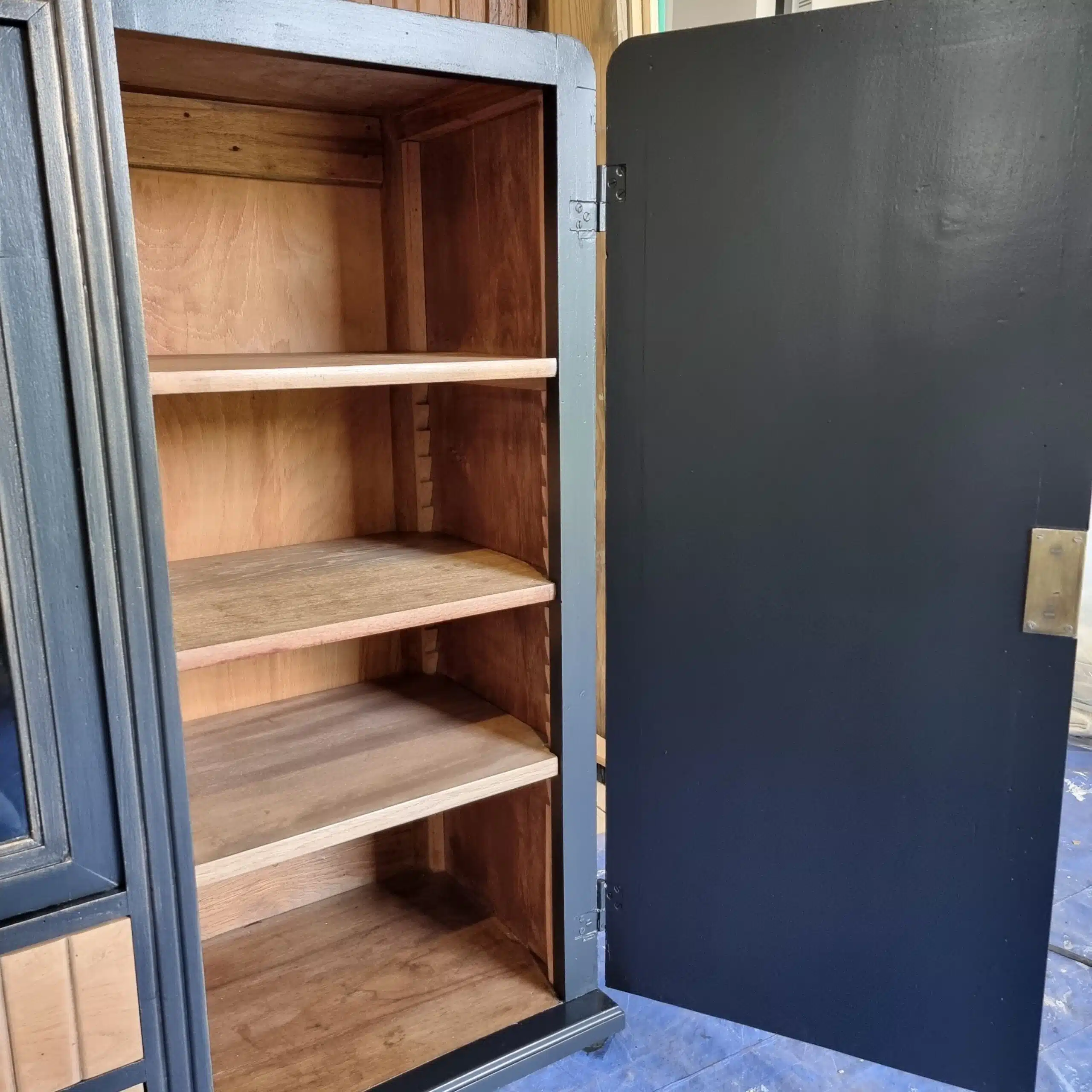 Bahut 2 corps en noyer art déco – années 1920 – Image 3