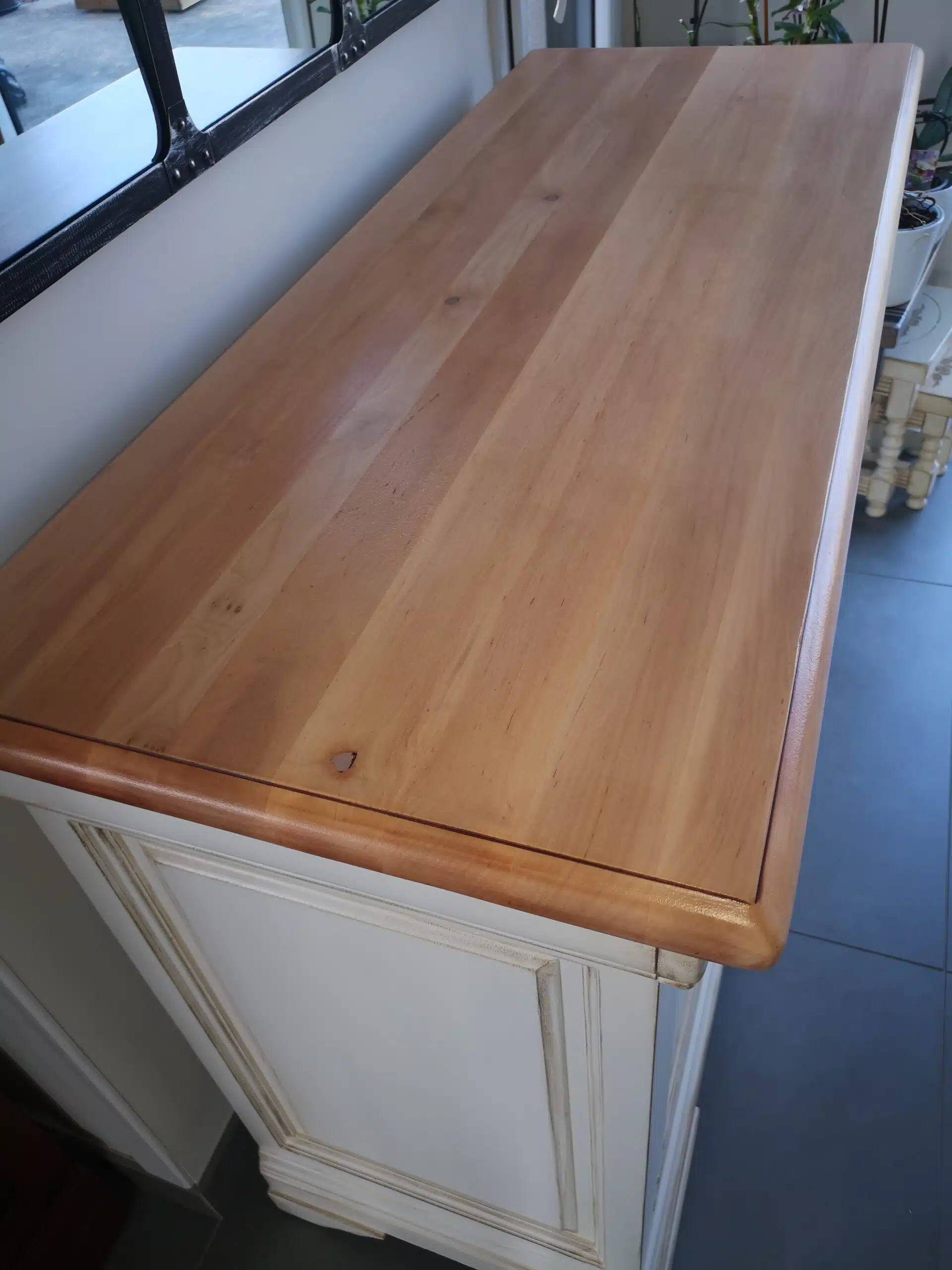 Bahut merisier Louis Philippe patiné lin – Image 3