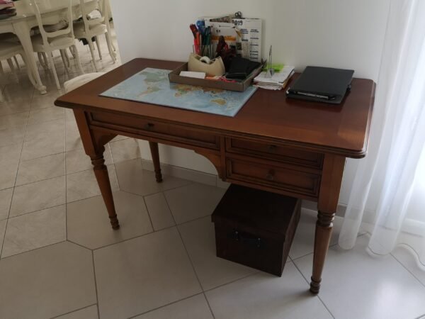 Bureau merisier style Louis Philippe bicolore – Image 2