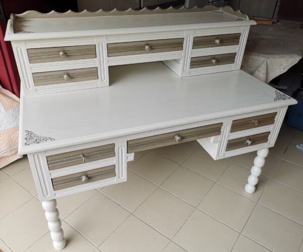 Bureau secrétaire ancien “paroissial”