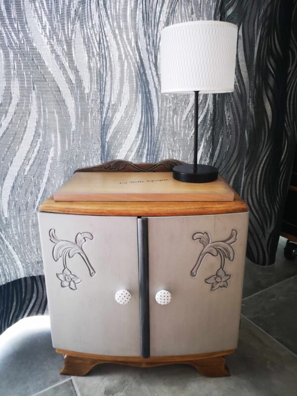 Ancien chevet des années 30 “Art déco”