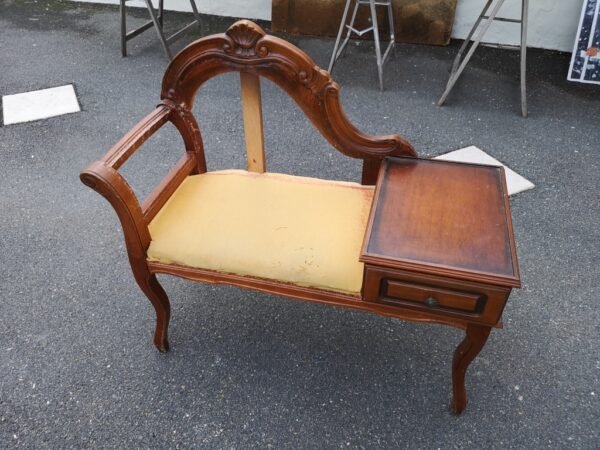 Ancien meuble de téléphone modernisé – Image 2