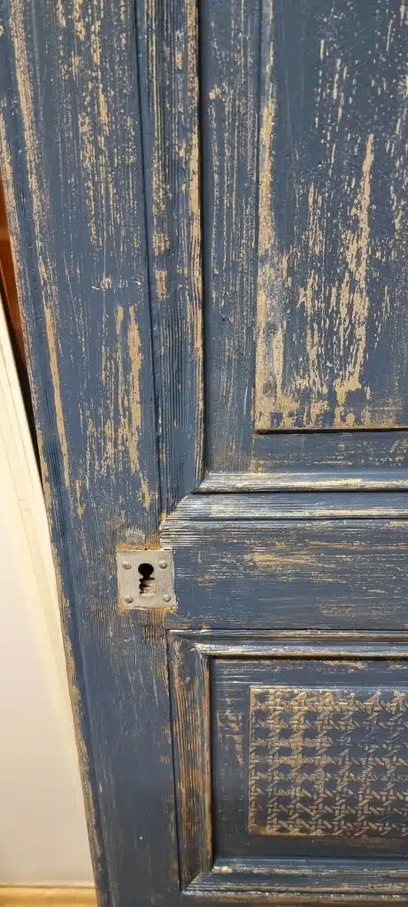 Anciennes portes personnalisées pour dressing finition “shabby” – Image 4