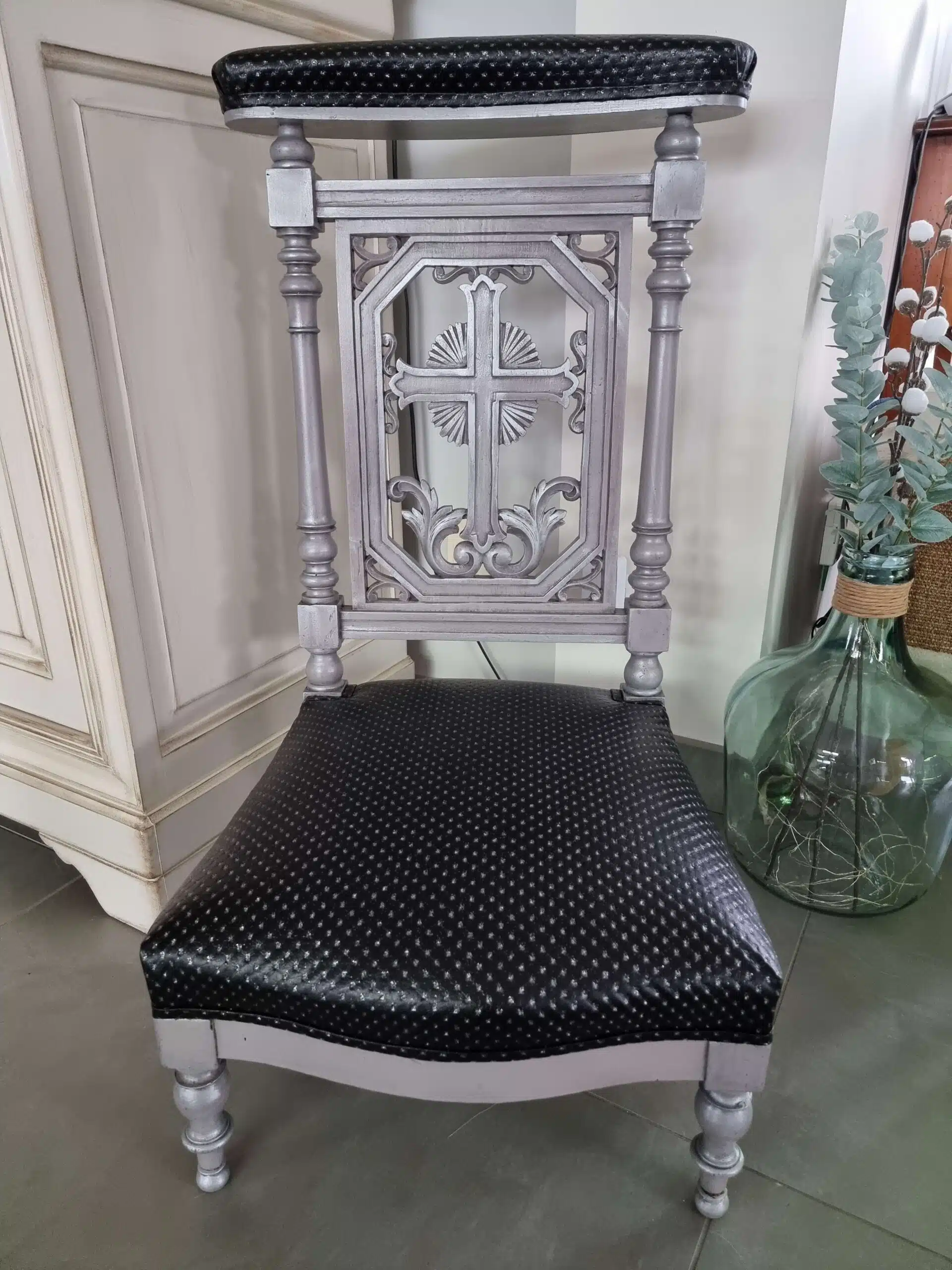 Chaise prie Dieu ancienne de style Napoléon III relookée