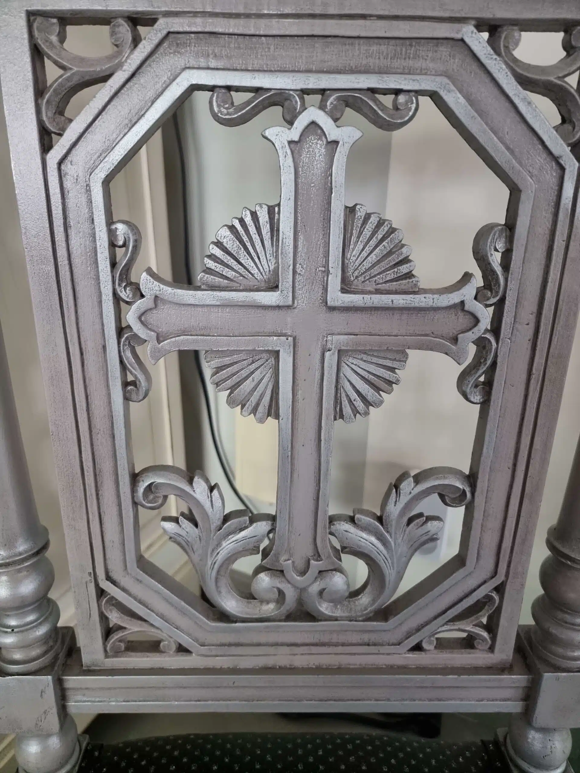 Chaise prie Dieu ancienne de style Napoléon III relookée – Image 3