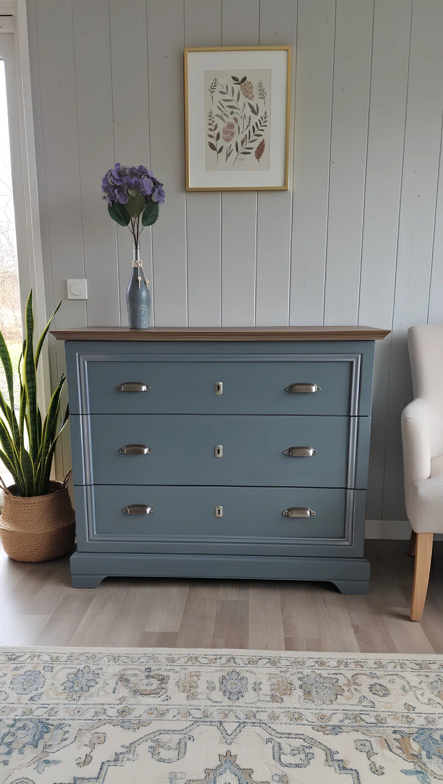 Commode style Louis Philippe en placage merisier "Bleu Acier"