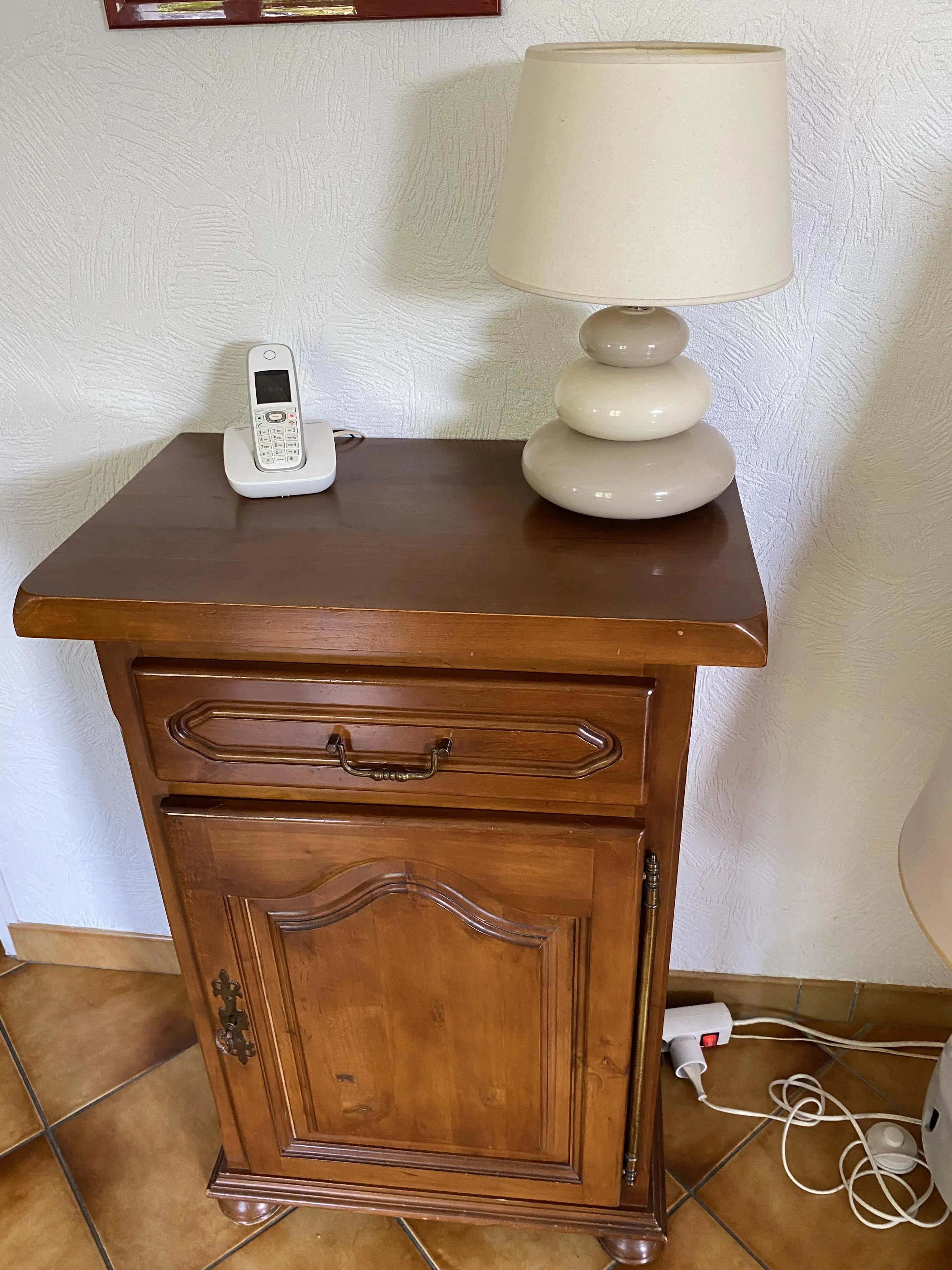 Confiturier en merisier revisité dans un esprit contemporain – Image 2